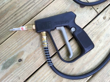 Gun with MABI injection tip